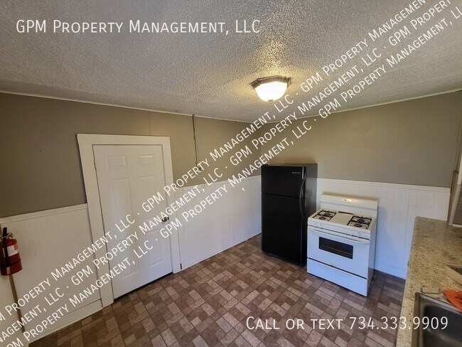 Foto del edificio - Wyandotte Rental!