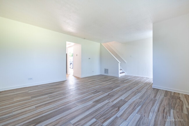Foto del edificio - 490 Hickory St