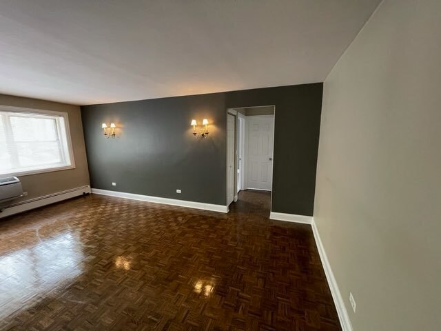 Foto del edificio - 452 W Oakdale Ave