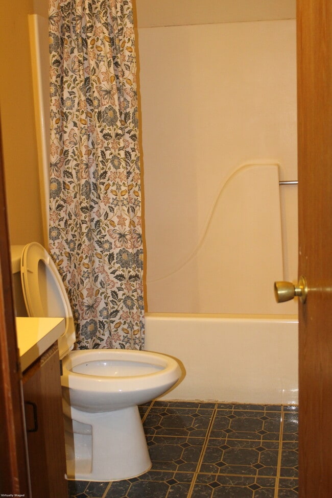 Building Photo - 58 Craftwood Rd