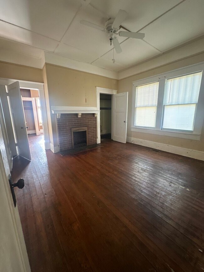 Foto del edificio - 3 Bed 1 Bath House