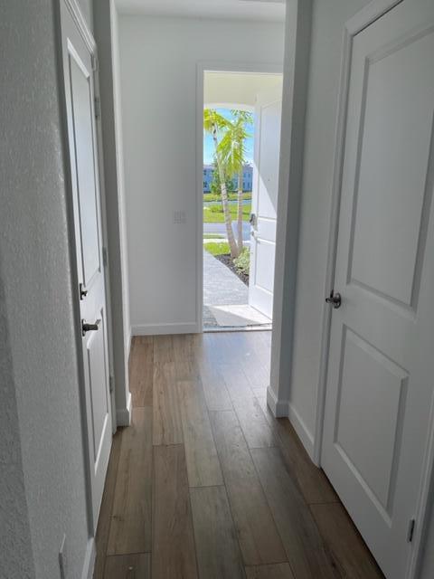 Building Photo - 4248 Lagoon Shore Dr