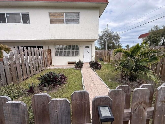 Photo - 1520 NE 151st St Apartment