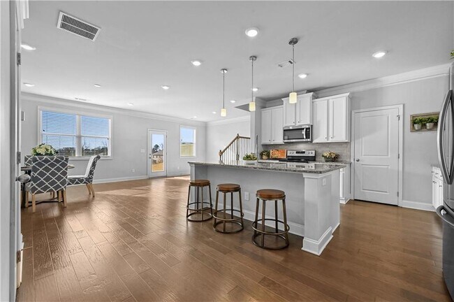 Foto del edificio - 3229 Weyhill Trl