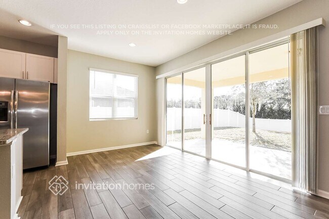 Foto del edificio - 5672 Western Sun Dr