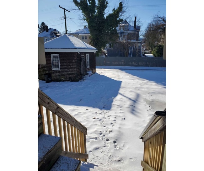 Building Photo - 3617 Springdale Ave