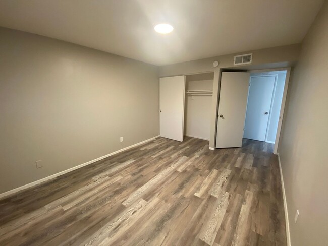 Interior Photo - Devonshire Apartments