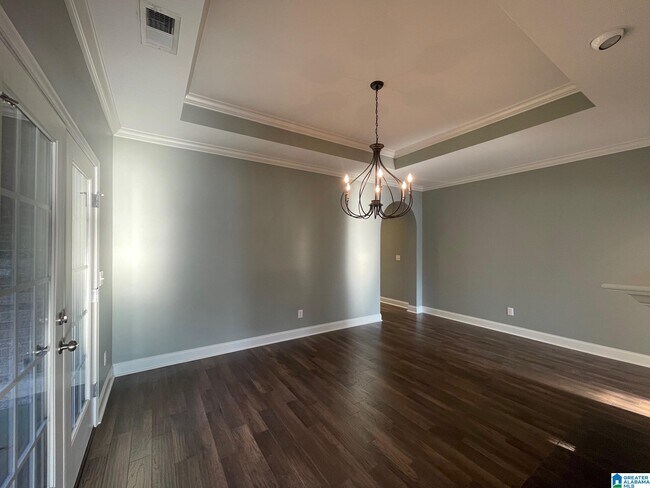 Foto del edificio - 295 Creekside Ln