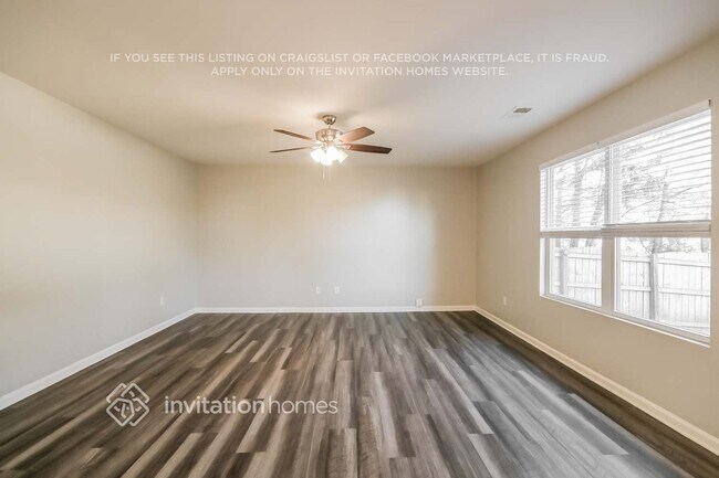 Foto del edificio - 824 Fescue Ct