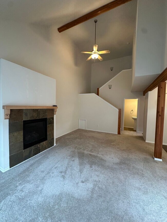 Foto del edificio - 25 SW Roosevelt Ave