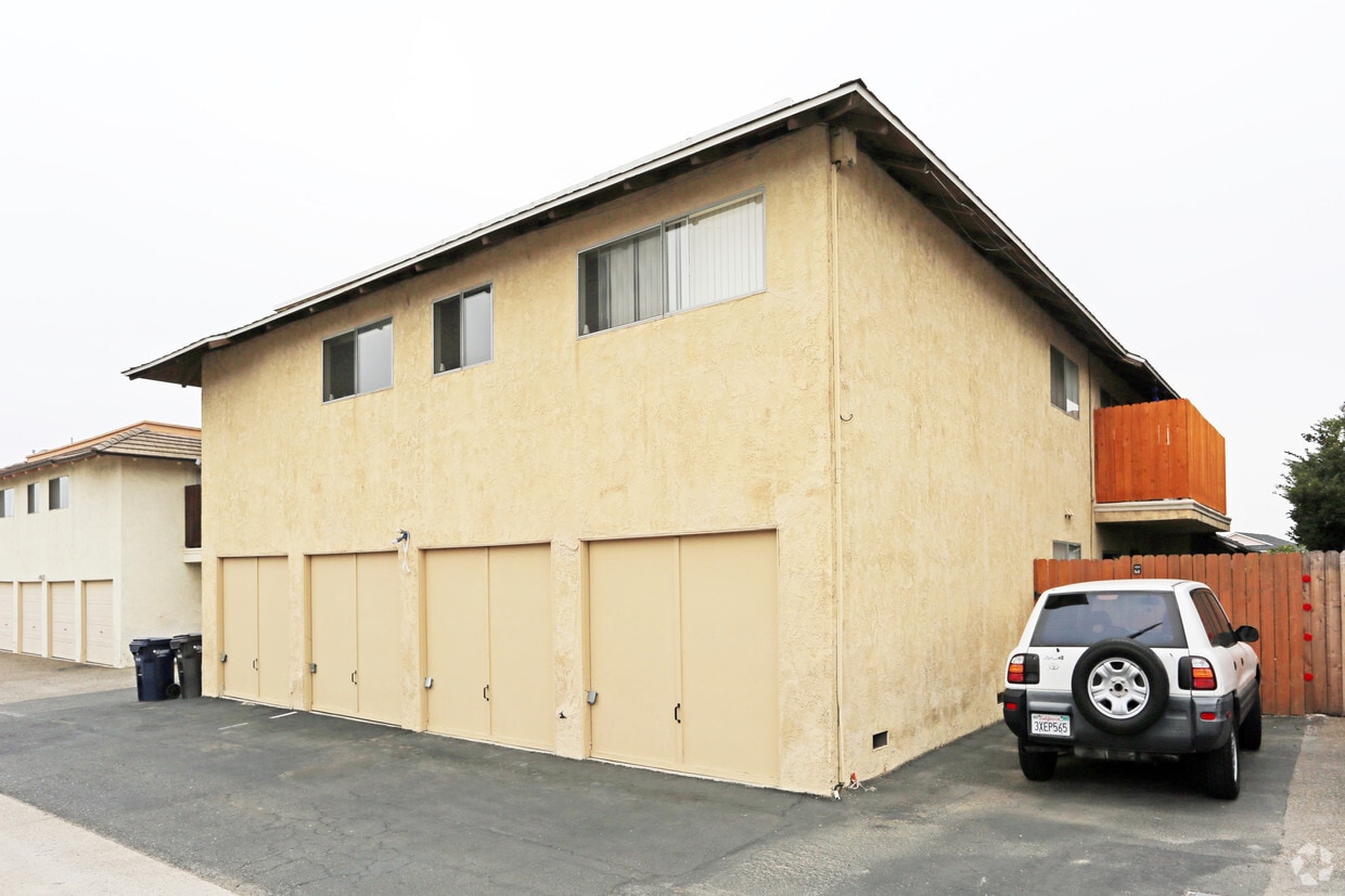 Building Photo - 7320 Corsican Dr