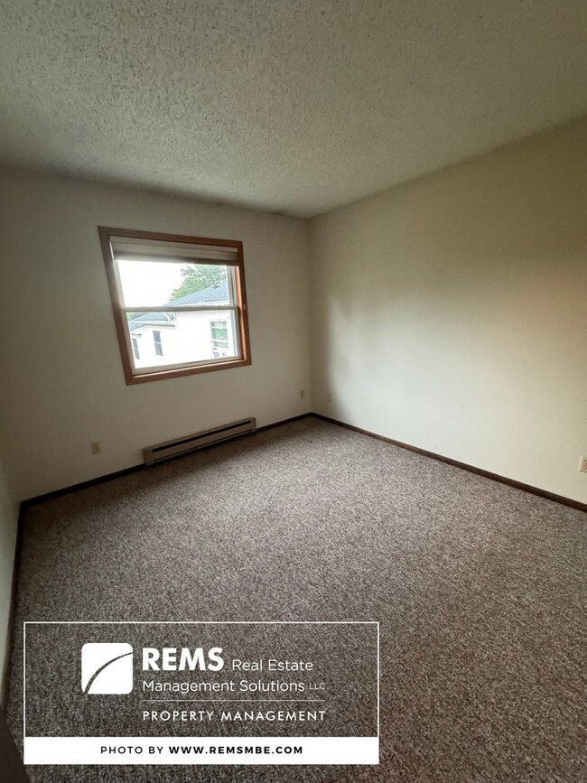 Foto del edificio - 701-709 12th Street / 1400-1406 Tuttle St