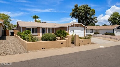 Building Photo - 6808 E Sandra Terrace