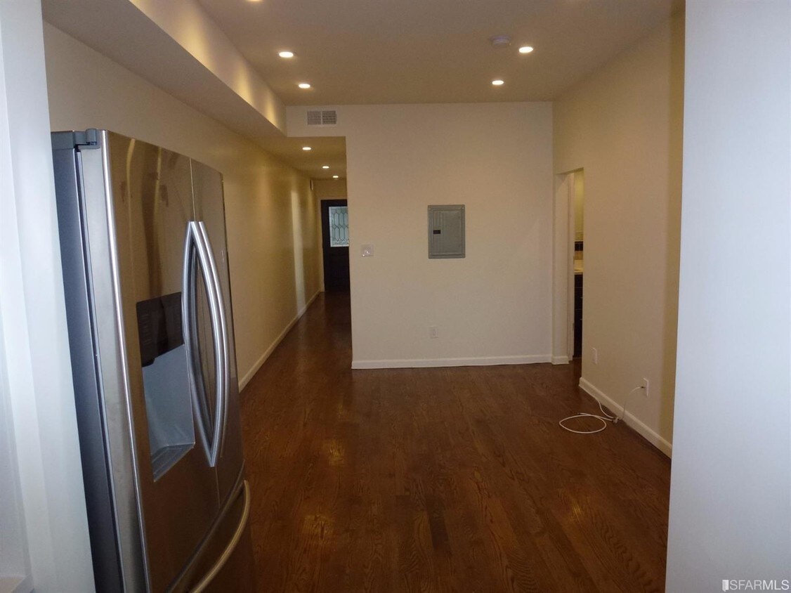 Foto principal - 1757 Fulton St