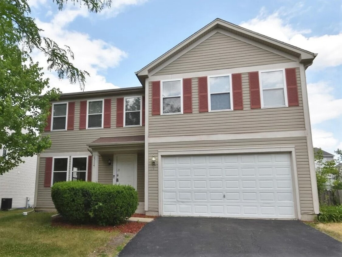 Primary Photo - 1714 Stonegate Dr