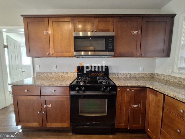 Building Photo - 1487 Woodfern Dr