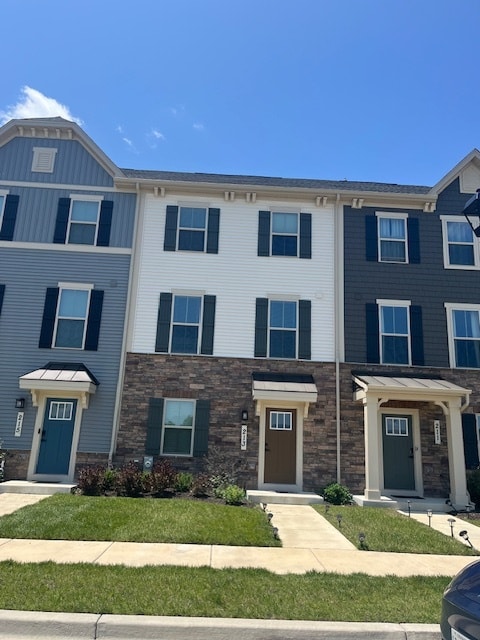 Building Photo - 213 Lyons Creek Dr