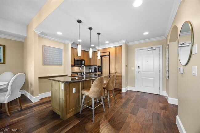 Foto del edificio - 9123 Strada Pl