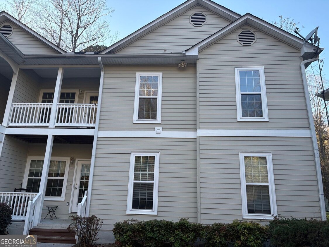 Primary Photo - 74 Lockerbie Ct