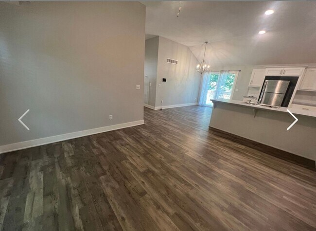 Foto del edificio - COMING SOON! Beautiful Home in Raytown!