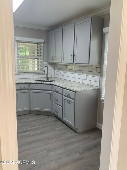 Foto del edificio - 1101 N Poplar St