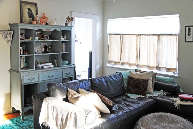 Living Room - 452 Elwood Ave