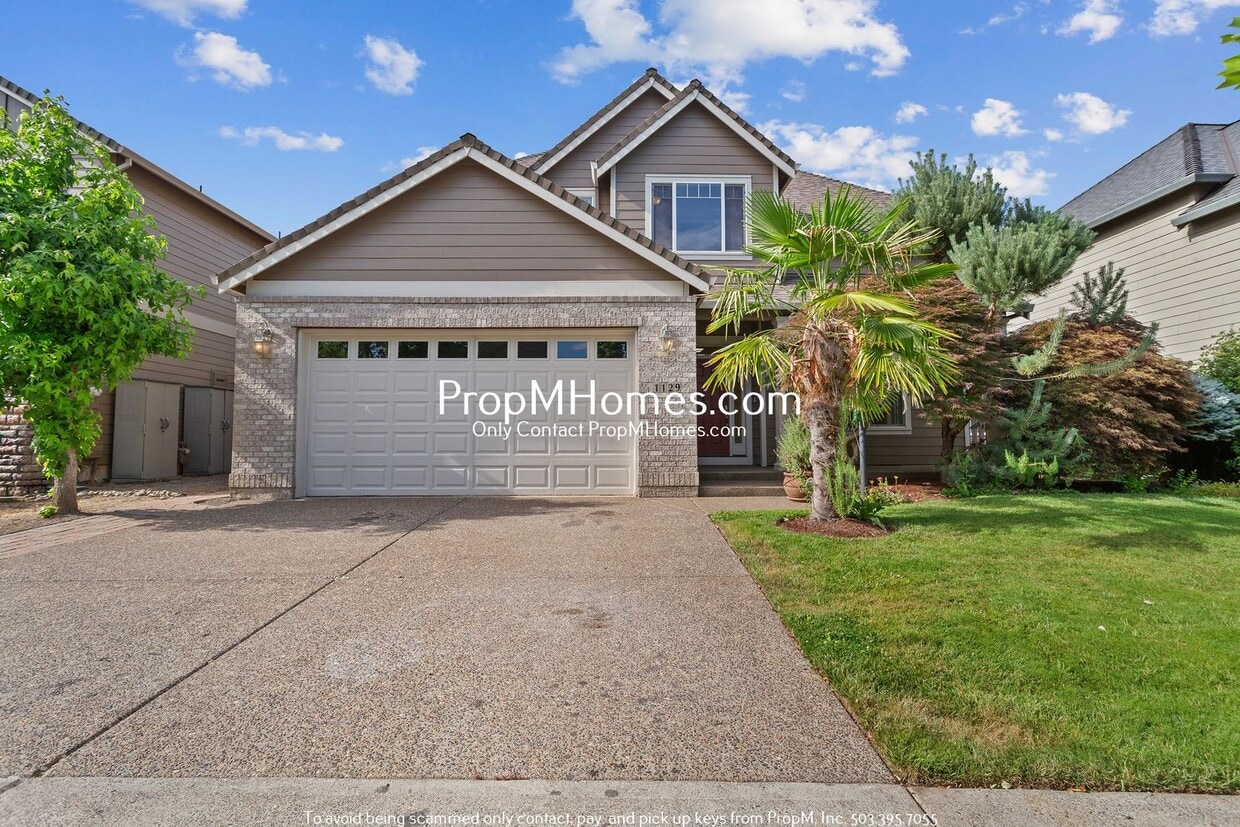 Primary Photo - Updated Four Bedroom Home in Forest Grove!