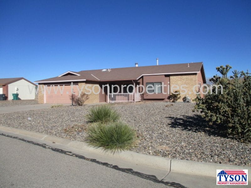 Primary Photo - 6269 Apache Plume Rd NE