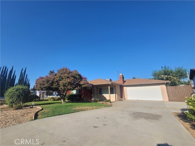 Foto principal - 11808 Adams St