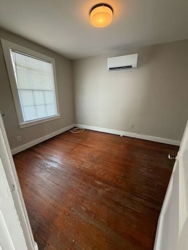 Foto del edificio - 2 bedroom Carytown Cottage