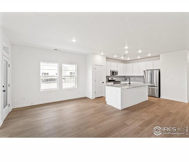 Foto del edificio - 2795 Eddystone Wy