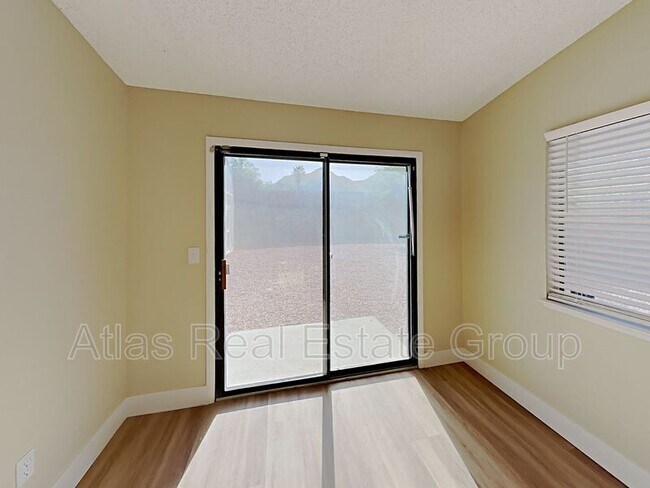Building Photo - 1730 Monterey Sunrise Dr