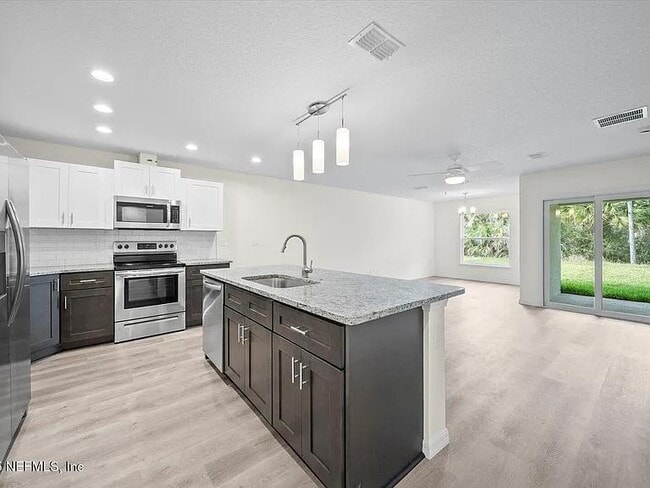 Foto del edificio - 59 Wellstream Ln