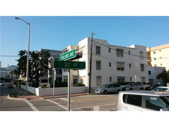 Foto del edificio - 3624 Collins Ave