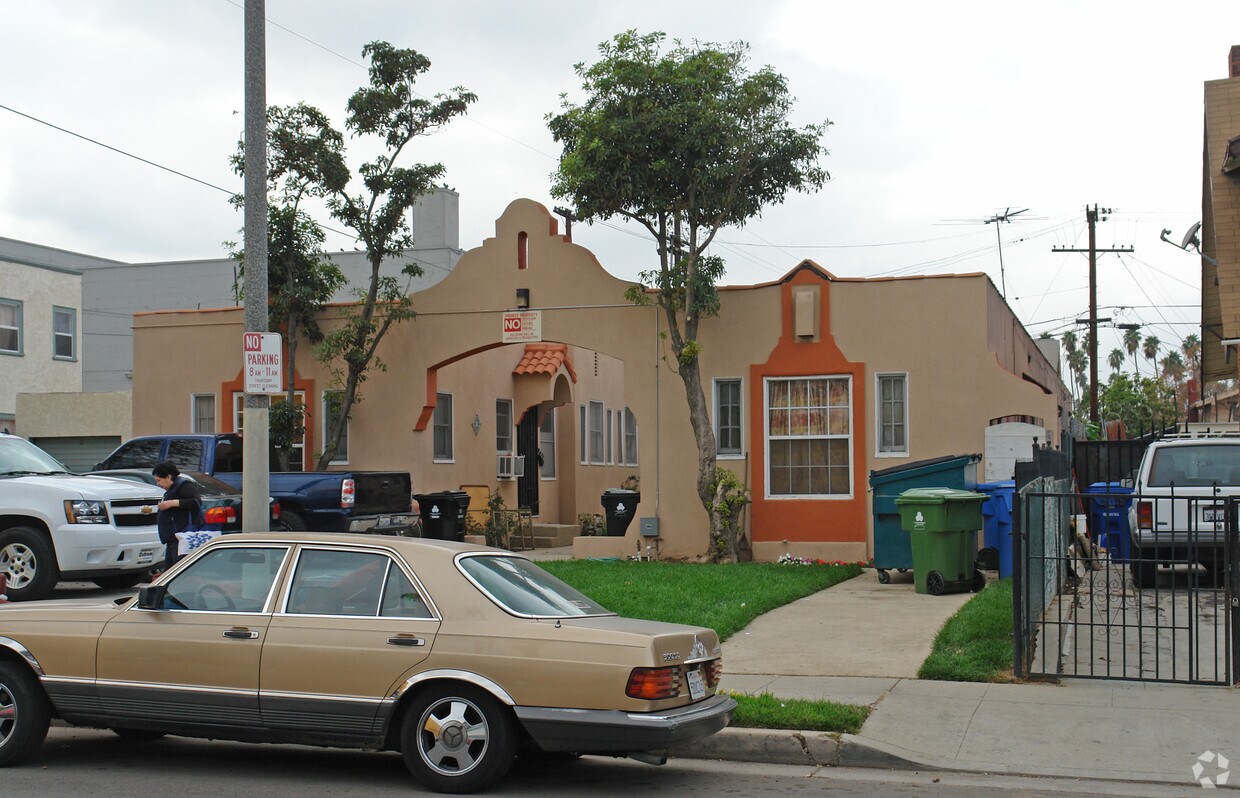 Foto del edificio - 1735 6th Ave