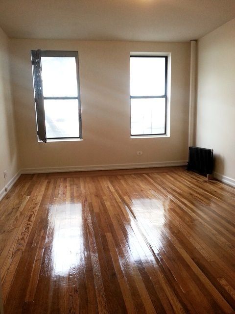 Primary Photo - 718 W 178th St