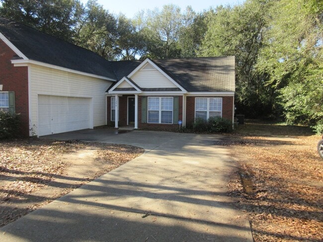 Building Photo - 1350 Monterey Dr