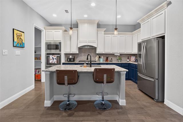 Building Photo - 6820 Westbury Dr