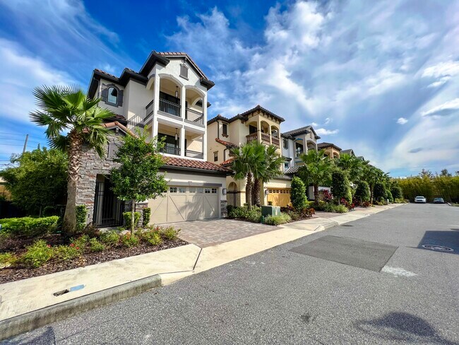 Building Photo - 7665 Toscana Blvd