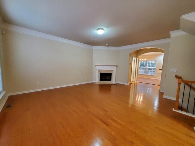 Foto del edificio - 6153 Briggs Way
