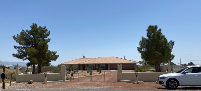 Primary Photo - 3251 Parkridge Ave