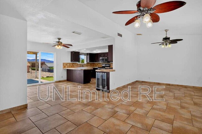 Foto del edificio - 2250 Atlantic Dr