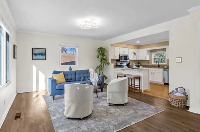 Foto del edificio - 5003 Knox Ave