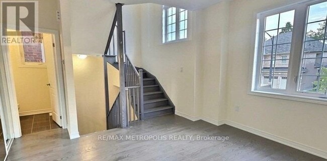 Building Photo - 31 Allegro Dr
