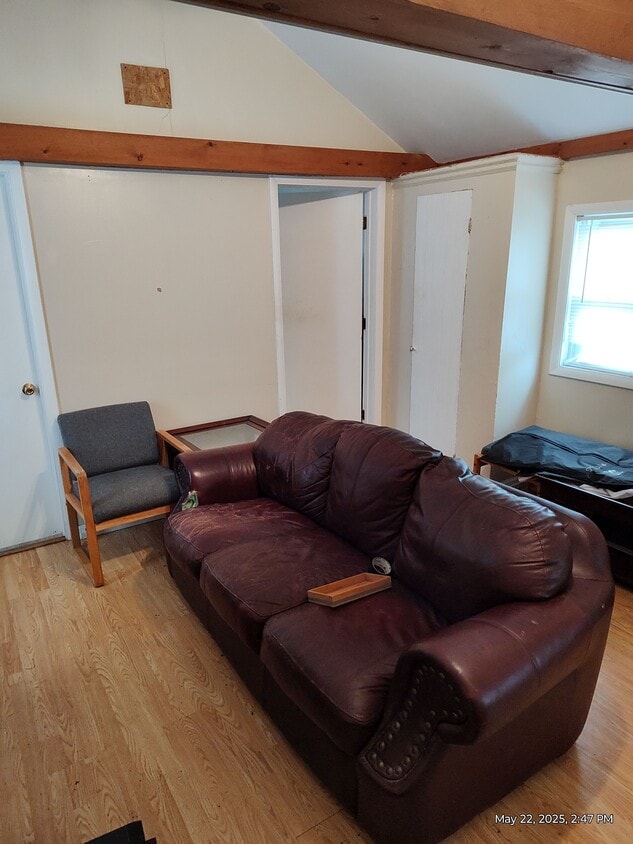 Primary Photo - 50 Comfort St