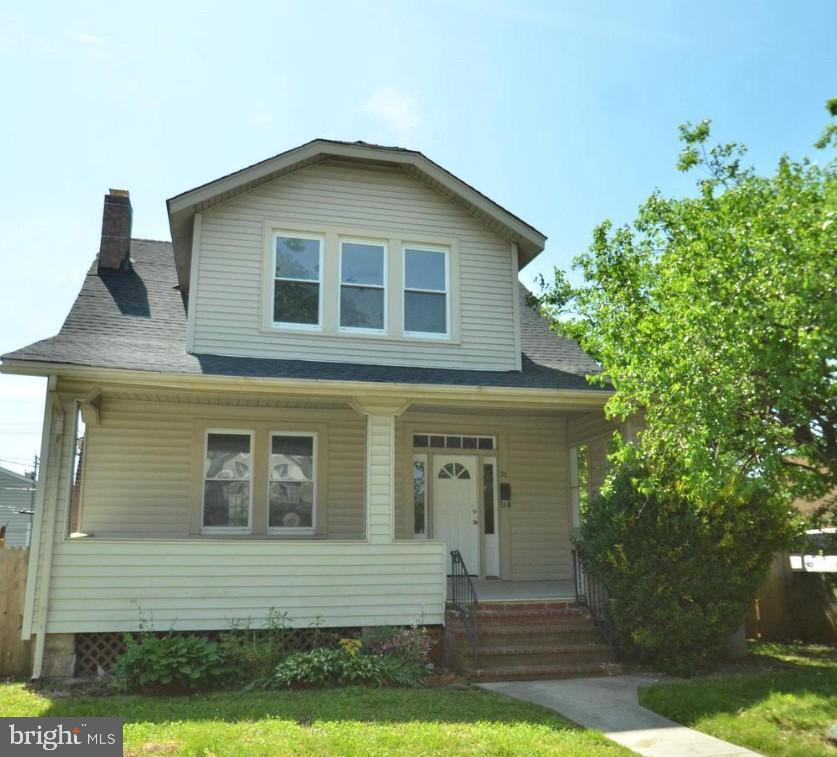 Primary Photo - 11 Irving Pl