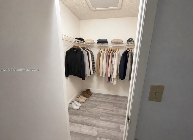 Building Photo - 10440 SW 156th Ct