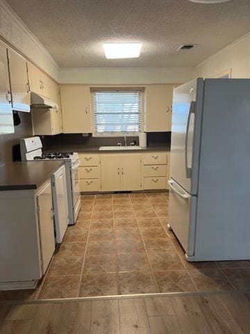 Foto del edificio - 2505 Ridgecrest Rd