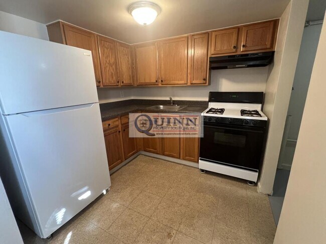 Foto del edificio - 44 Willow Ct