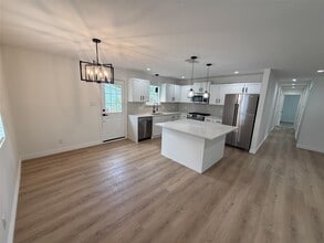 Building Photo - 24010 Perkins Rd